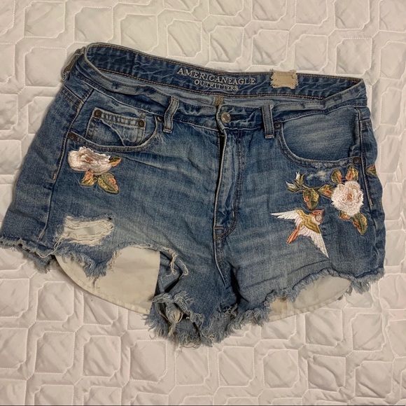 AE Vintage Hi-Rise Floral Festival Short - Picture 2 of 6